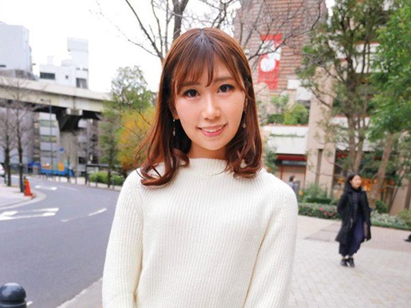 【素人企画】いかにも性欲強そうな美人女子大生をナンパ！イケメンと混浴させてみた結果…ノリノリで中出しまでしちゃったｗｗ