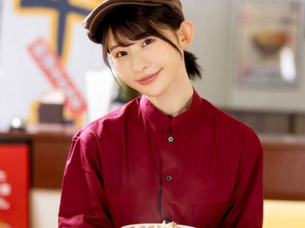 【SS級人妻の不倫】「ゴムは…無しでいいよね♥」牛丼チェーンで働く美人妻が年下バイトと中出し浮気中出しセックス｜エロ動画